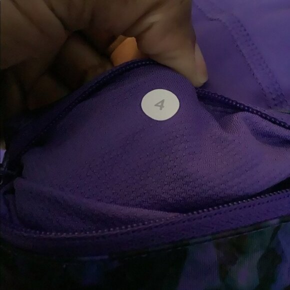 045 - LULULEMON Pace Rival Crop Iris Flower Floral - Picture 8 of 8